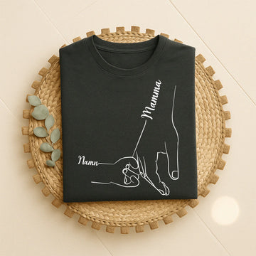 Personlig T-shirt till Mamma | Personlig present till Mor| Hållande hand mamma och barn Svart t-shirt