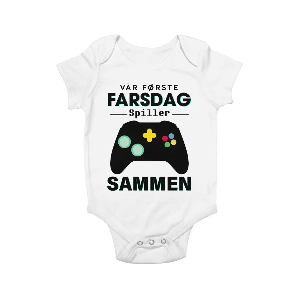 Personlig t-shirt til nybagt far | Personlig gave til nybagt far | Vores første fars dag sammen