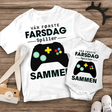 Personlig t-shirt til nybagt far | Personlig gave til nybagt far | Vores første fars dag sammen