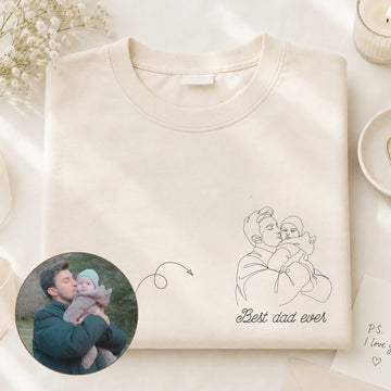 Personlig T-shirt till pappa och familj med eget line art-porträtt